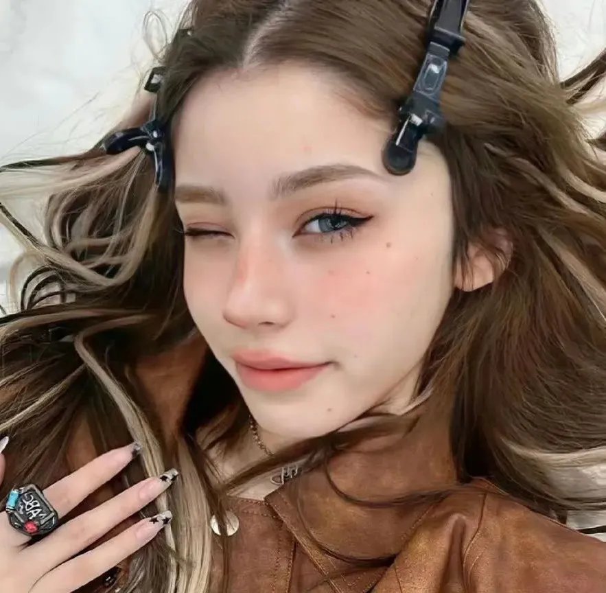 女模煞